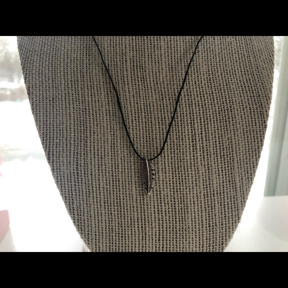 Dainty Feather Necklace